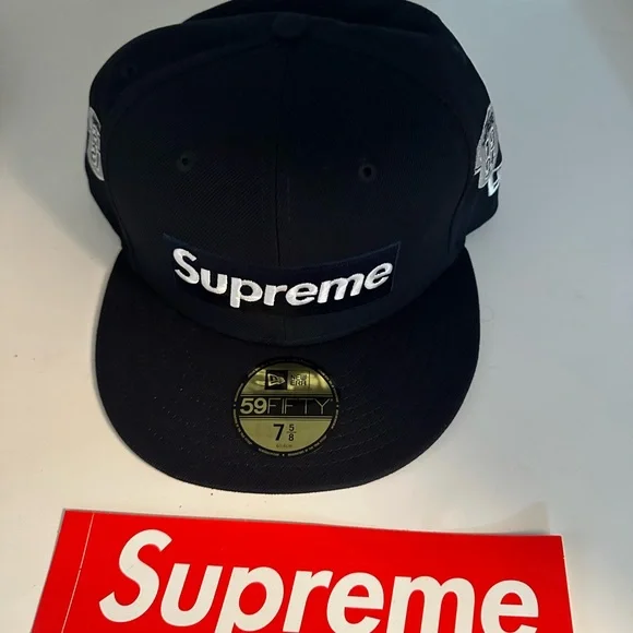 Supreme Black Cap - Picture 8 of 8